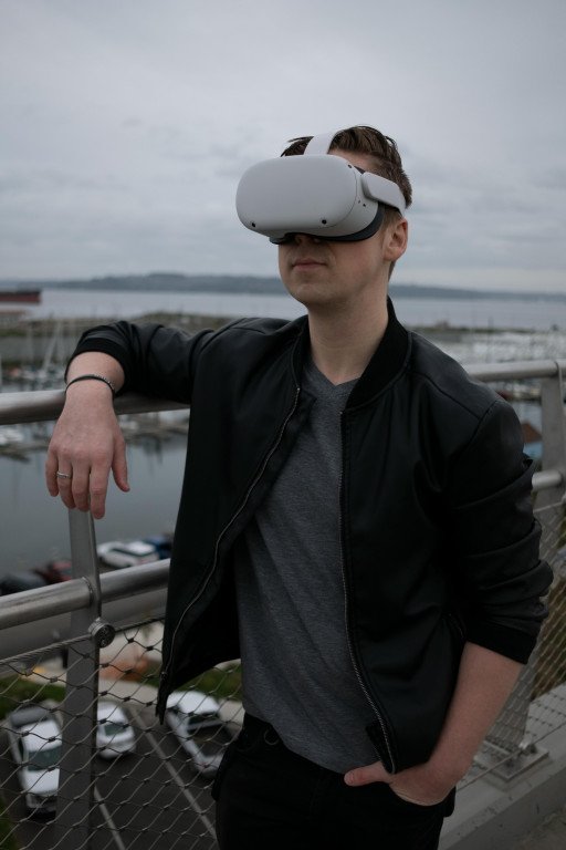 Oculus Quest 2 Affordable VR